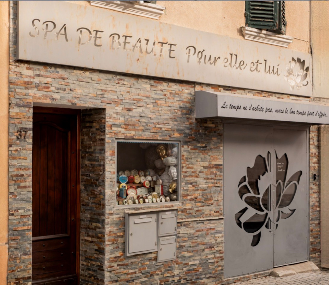 La façade de l'institut, 37 rue Carnot à La Farlède